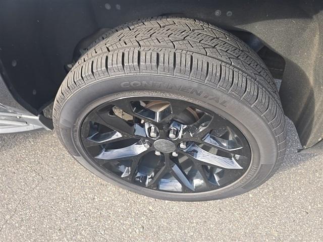 used 2020 Chevrolet Suburban car, priced at $29,900
