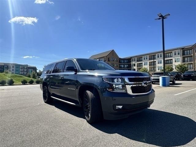used 2020 Chevrolet Suburban car, priced at $30,000