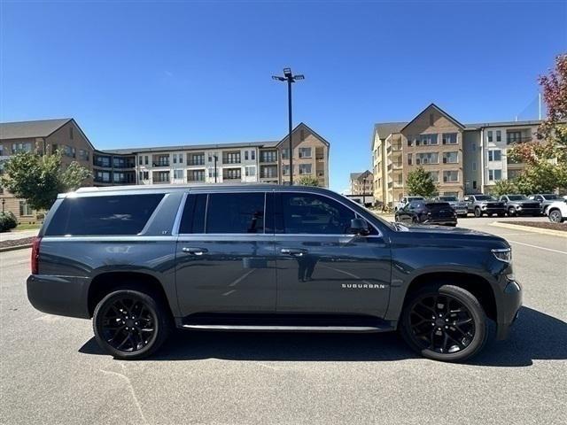 used 2020 Chevrolet Suburban car, priced at $29,900