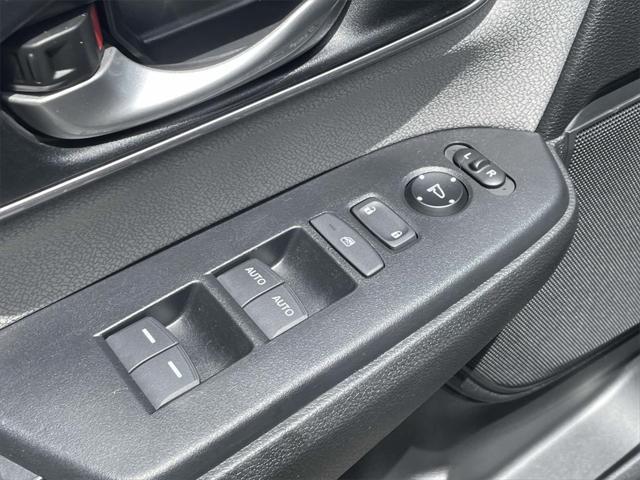 used 2018 Honda CR-V car, priced at $18,400