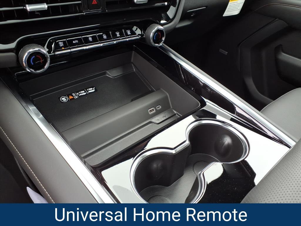 new 2025 Chevrolet Suburban car, priced at $78,410