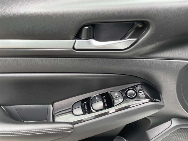 used 2023 Nissan Altima car, priced at $20,000