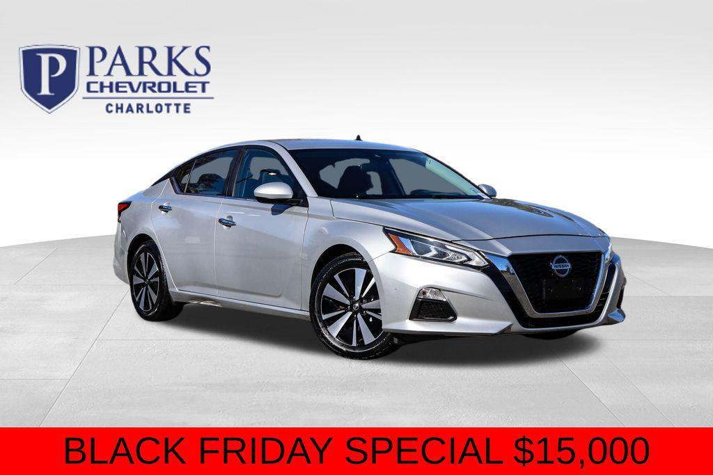 used 2022 Nissan Altima car, priced at $15,000