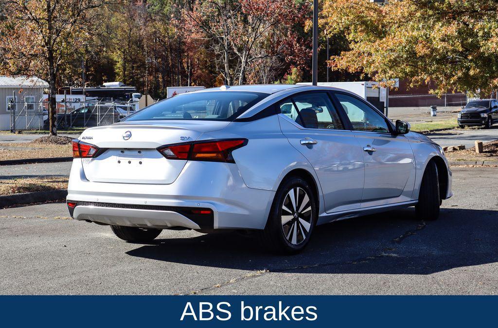 used 2022 Nissan Altima car, priced at $15,000