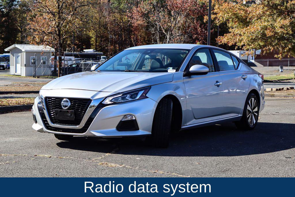 used 2022 Nissan Altima car, priced at $15,000