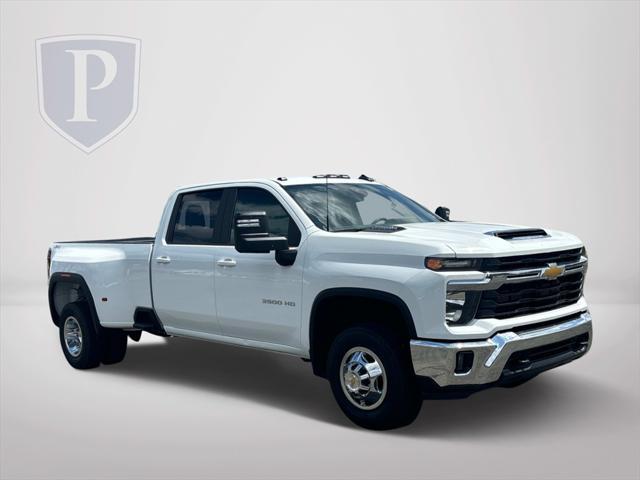 used 2024 Chevrolet Silverado 3500 car, priced at $62,900