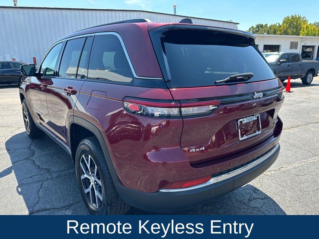 used 2024 Jeep Grand Cherokee car, priced at $32,500