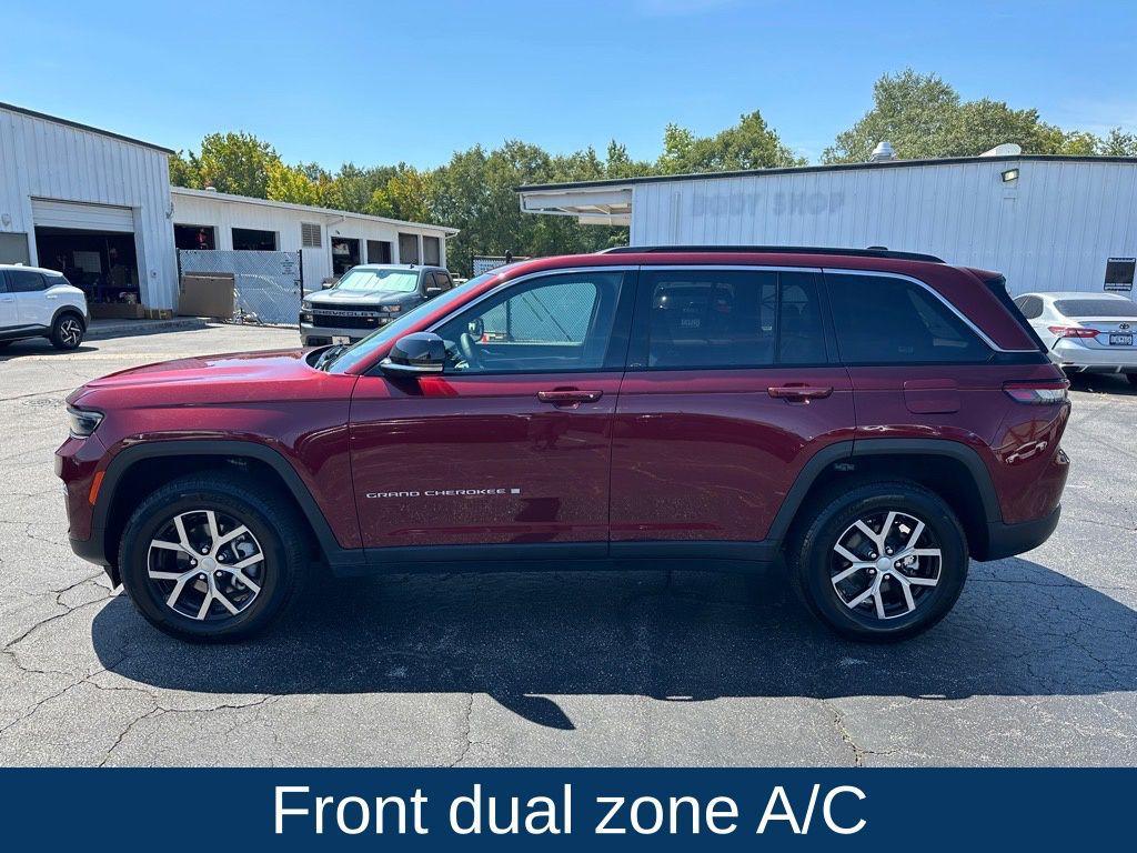 used 2024 Jeep Grand Cherokee car, priced at $32,500
