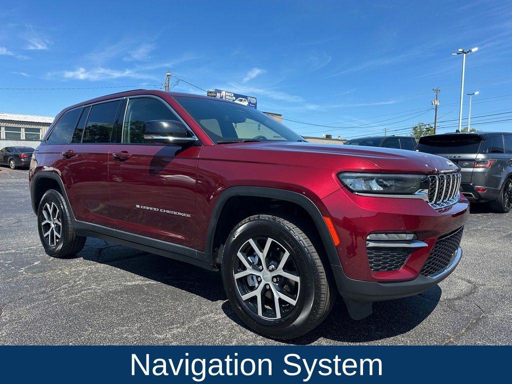 used 2024 Jeep Grand Cherokee car, priced at $32,500