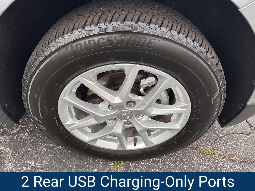 used 2024 Chevrolet Equinox car, priced at $22,000