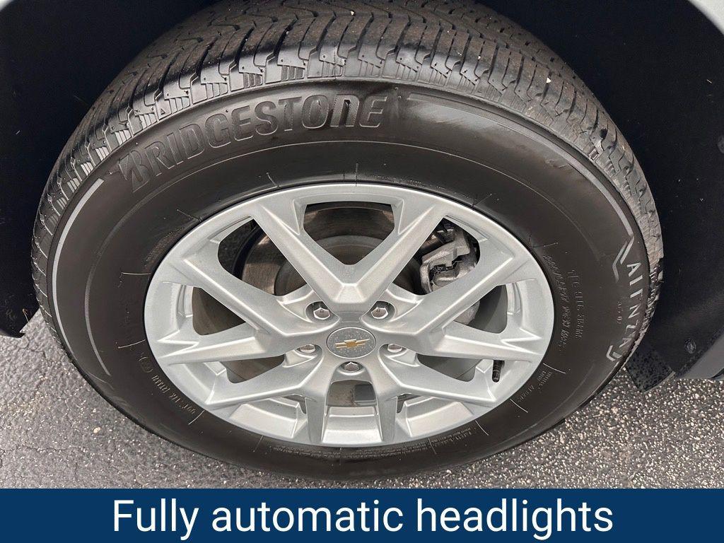 used 2024 Chevrolet Equinox car, priced at $22,000