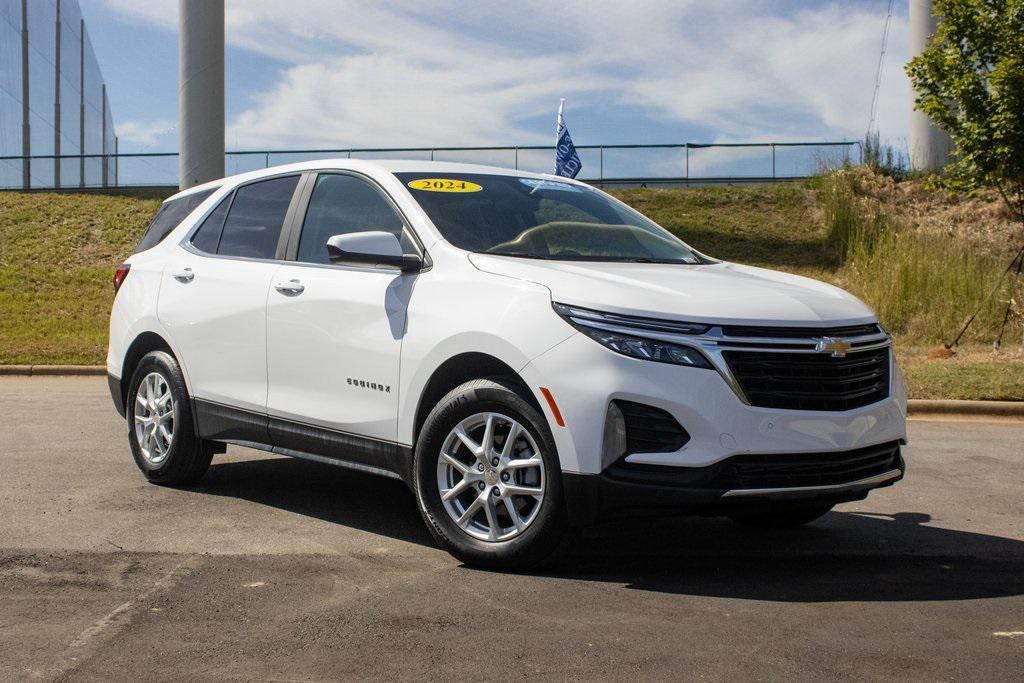 used 2024 Chevrolet Equinox car, priced at $21,000