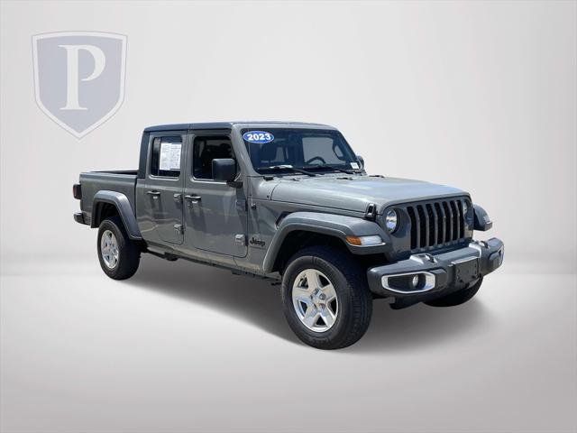 used 2023 Jeep Gladiator car, priced at $25,600