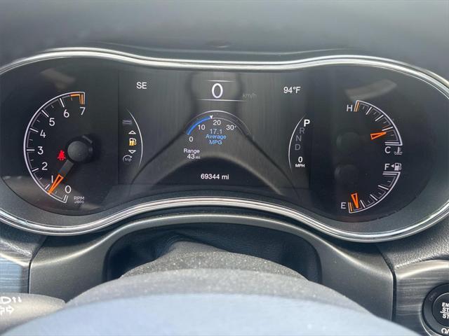 used 2021 Jeep Grand Cherokee car, priced at $23,900