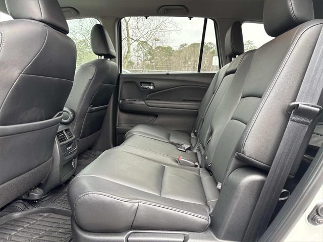 used 2021 Honda Pilot car, priced at $26,400