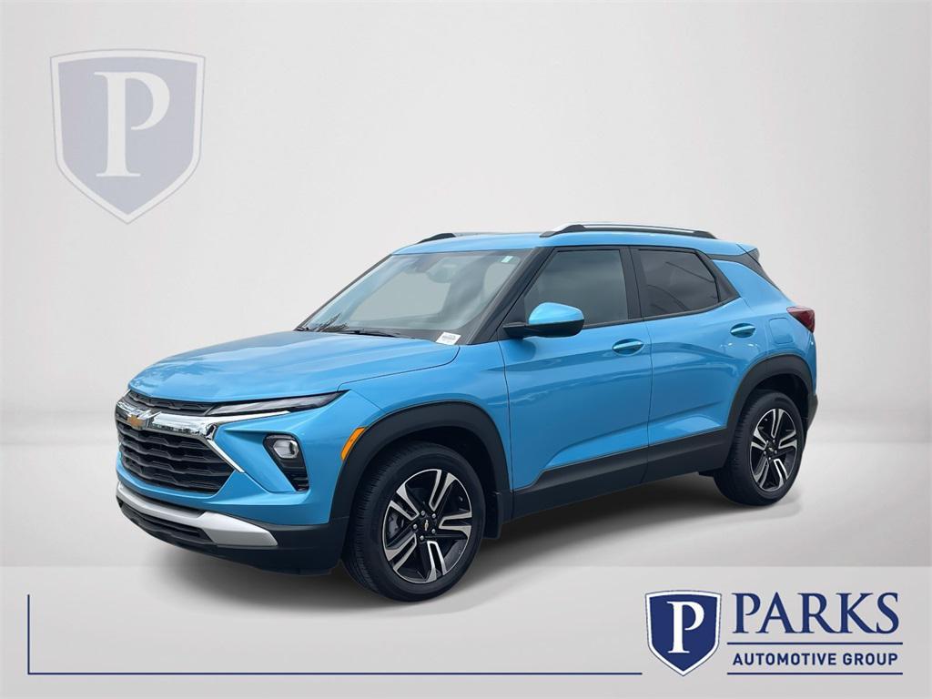 new 2025 Chevrolet TrailBlazer car, priced at $27,510