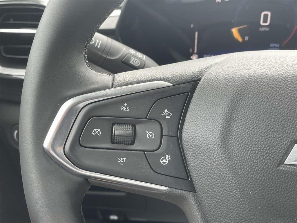 new 2025 Chevrolet TrailBlazer car, priced at $27,510