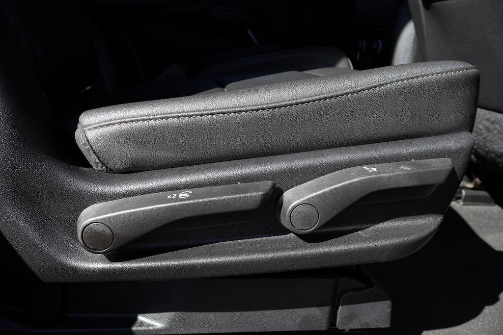 used 2022 Chevrolet Tahoe car, priced at $41,900