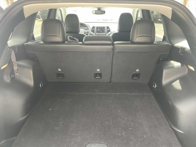 used 2023 Jeep Cherokee car, priced at $23,000