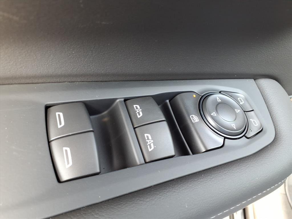 new 2025 Chevrolet Suburban car, priced at $62,994