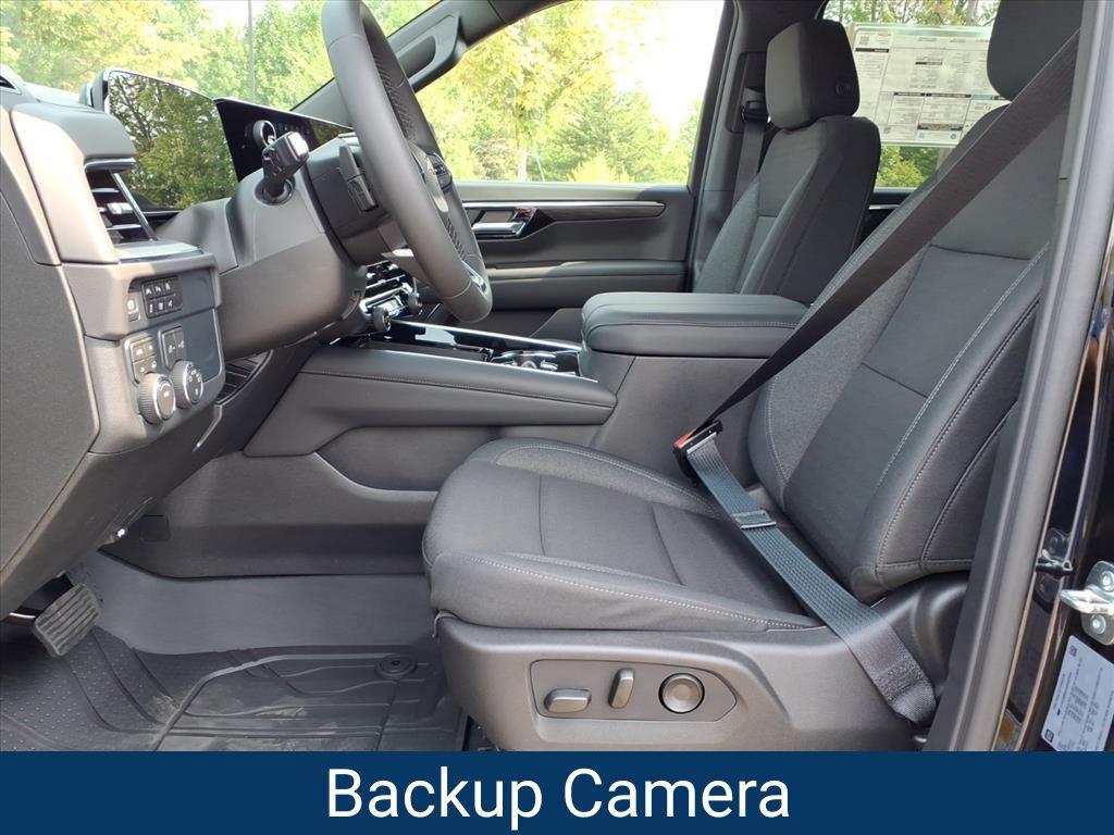 new 2025 Chevrolet Suburban car, priced at $62,994