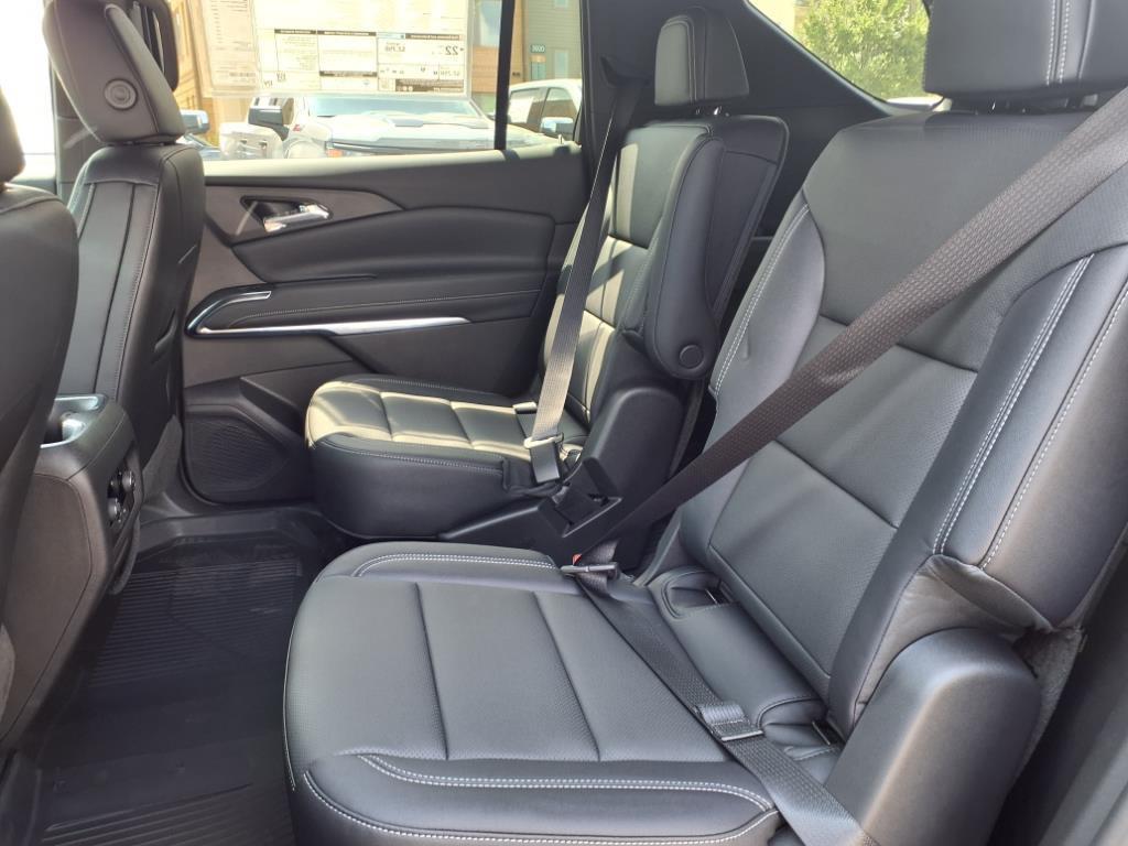 new 2026 Chevrolet Traverse car, priced at $44,920