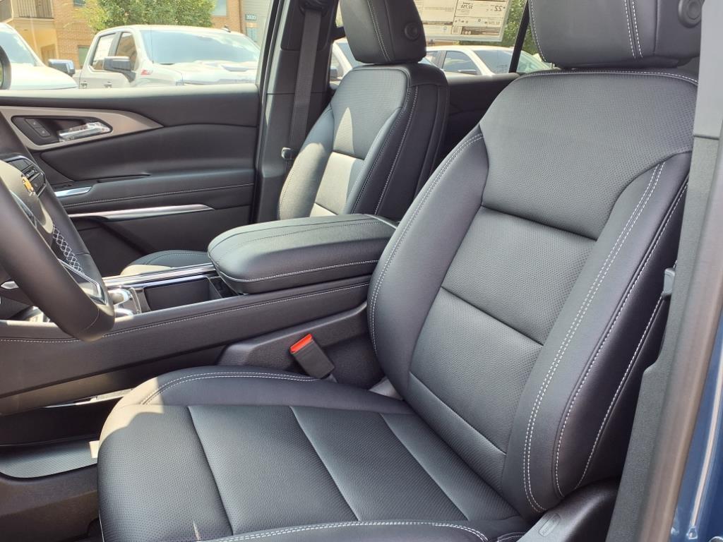 new 2026 Chevrolet Traverse car, priced at $44,920