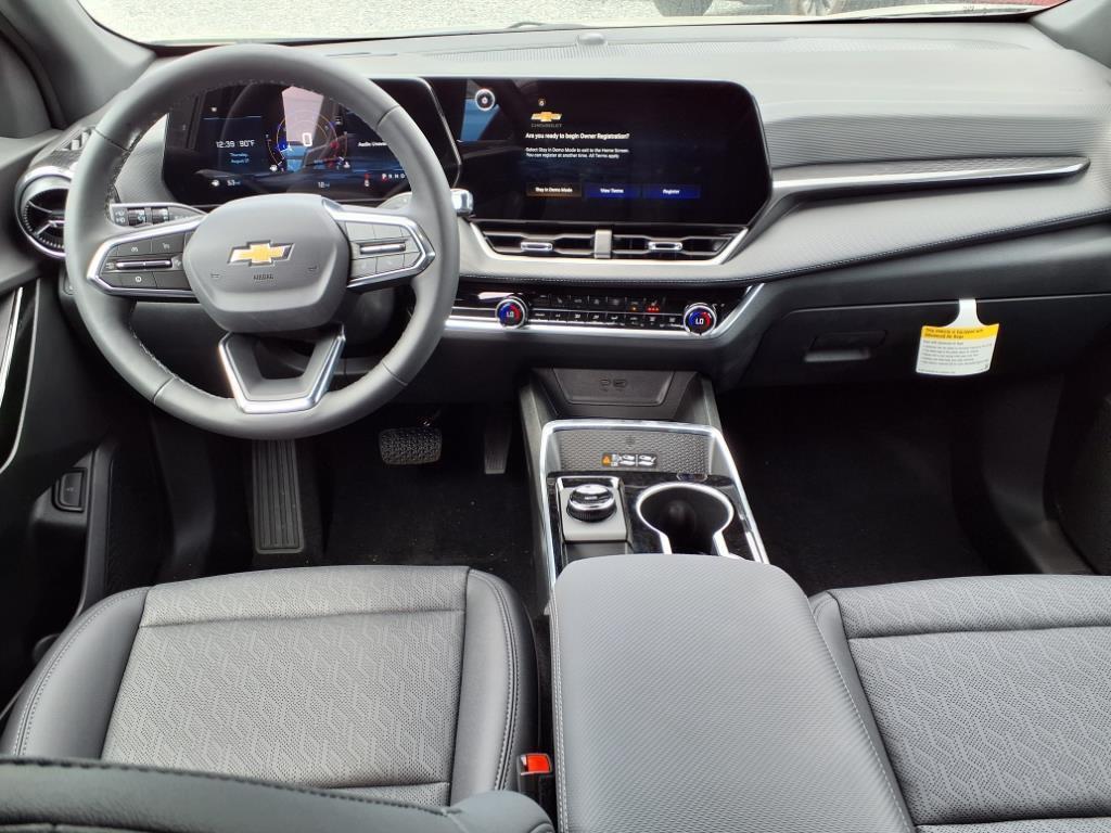 new 2026 Chevrolet Equinox car, priced at $31,913