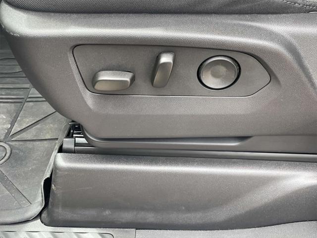 new 2025 Chevrolet Silverado 1500 car, priced at $42,263