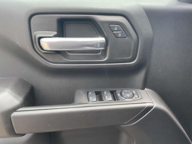 new 2025 Chevrolet Silverado 1500 car, priced at $42,263