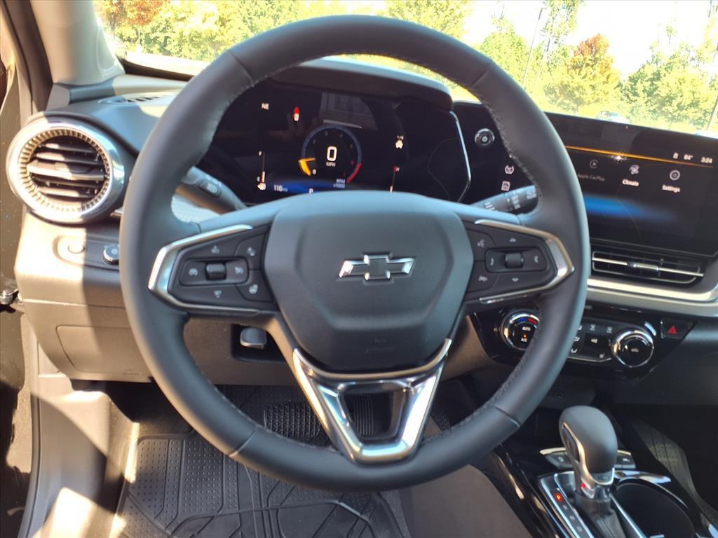new 2025 Chevrolet Trax car, priced at $25,489