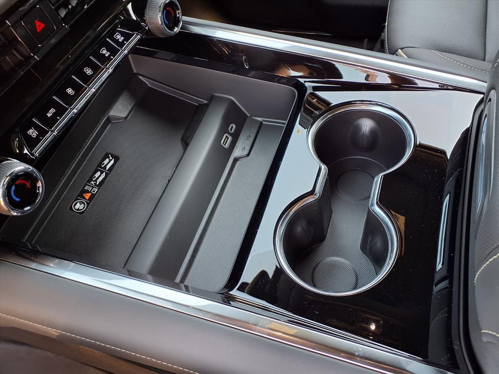 new 2025 Chevrolet Tahoe car, priced at $73,519