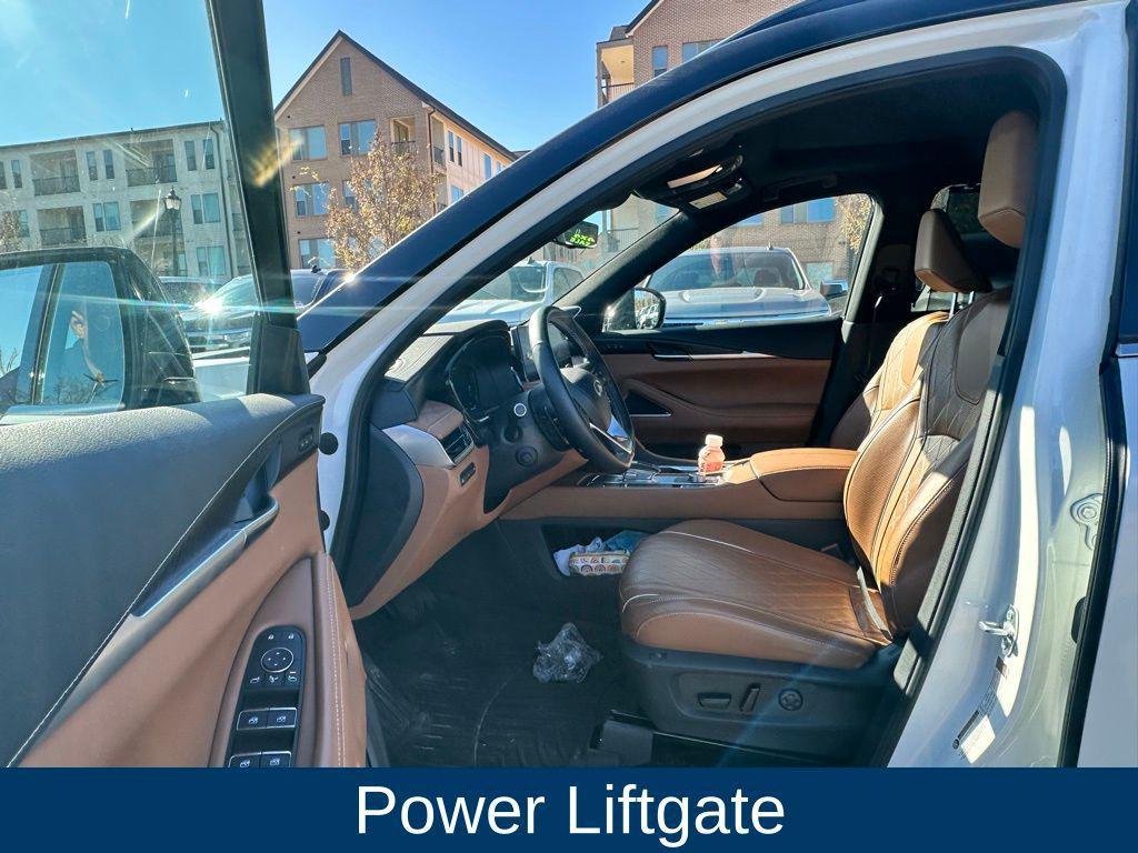 used 2025 INFINITI QX60 car, priced at $52,000