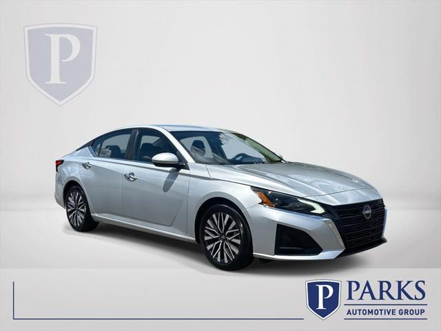 used 2023 Nissan Altima car, priced at $20,000