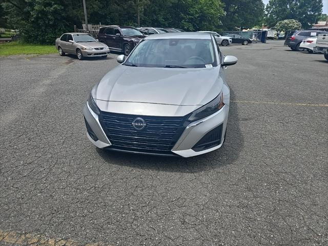 used 2023 Nissan Altima car, priced at $20,500