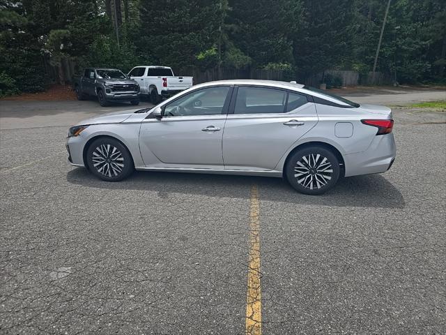 used 2023 Nissan Altima car, priced at $20,500