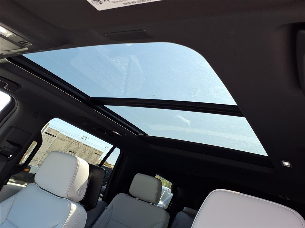 new 2025 Chevrolet Tahoe car, priced at $79,580