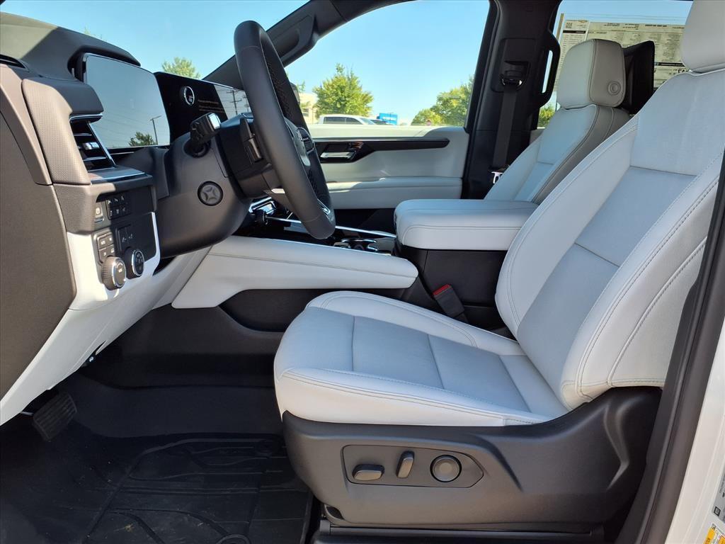 new 2025 Chevrolet Tahoe car, priced at $79,580
