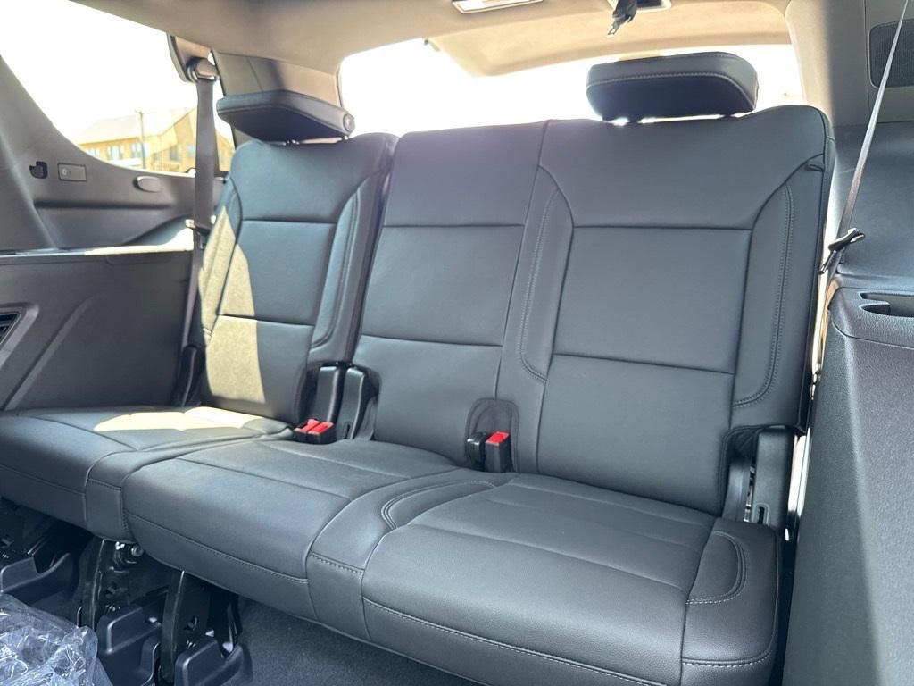 new 2025 Chevrolet Suburban car, priced at $73,790