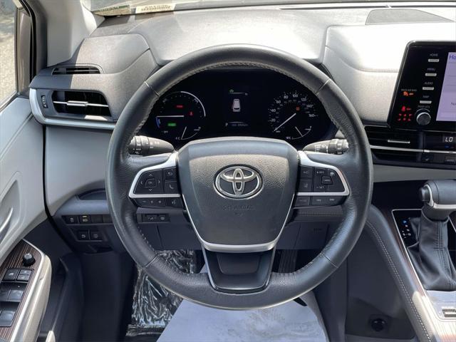 used 2024 Toyota Sienna car, priced at $43,000