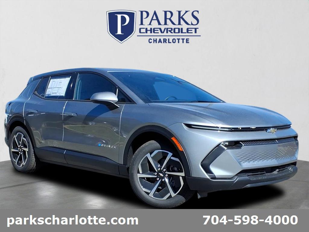 new 2026 Chevrolet Equinox EV car, priced at $31,900
