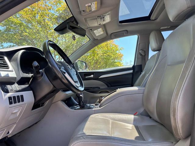 used 2018 Toyota Highlander car, priced at $18,800