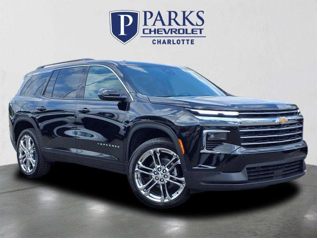 new 2025 Chevrolet Traverse car, priced at $44,713