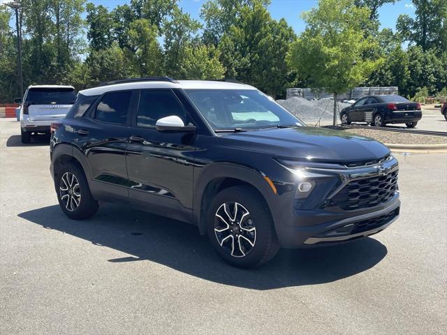 new 2025 Chevrolet TrailBlazer car, priced at $32,703