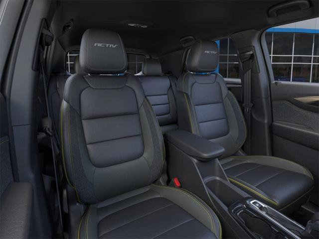 new 2025 Chevrolet TrailBlazer car, priced at $32,103