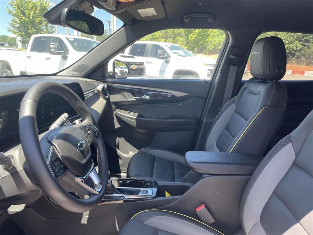 new 2025 Chevrolet TrailBlazer car, priced at $31,680
