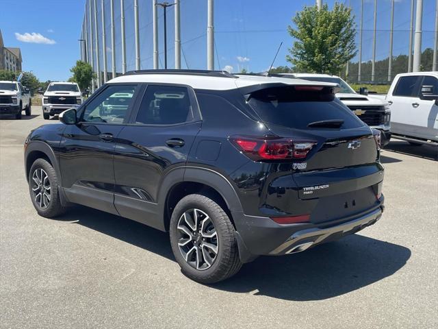 new 2025 Chevrolet TrailBlazer car, priced at $32,703