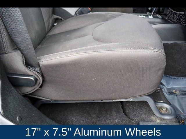 used 2015 Jeep Wrangler Unlimited car, priced at $11,500