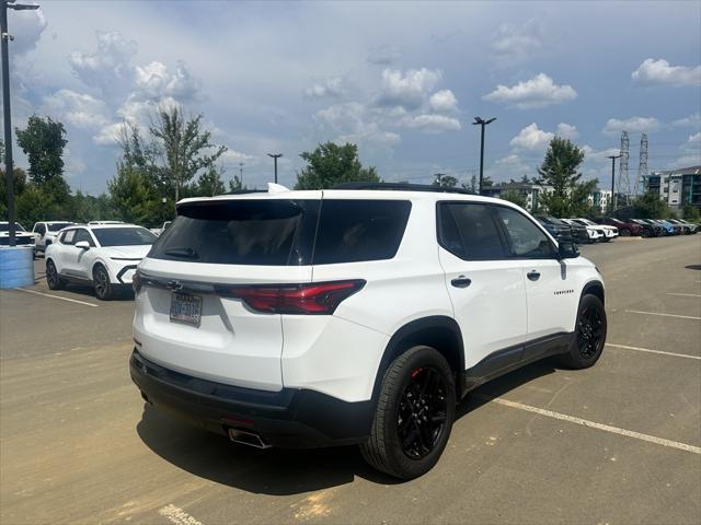 used 2022 Chevrolet Traverse car, priced at $33,900