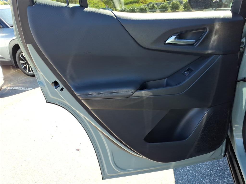 new 2026 Chevrolet Equinox car, priced at $1,221,600